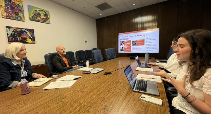 LEAP students present to McCombs